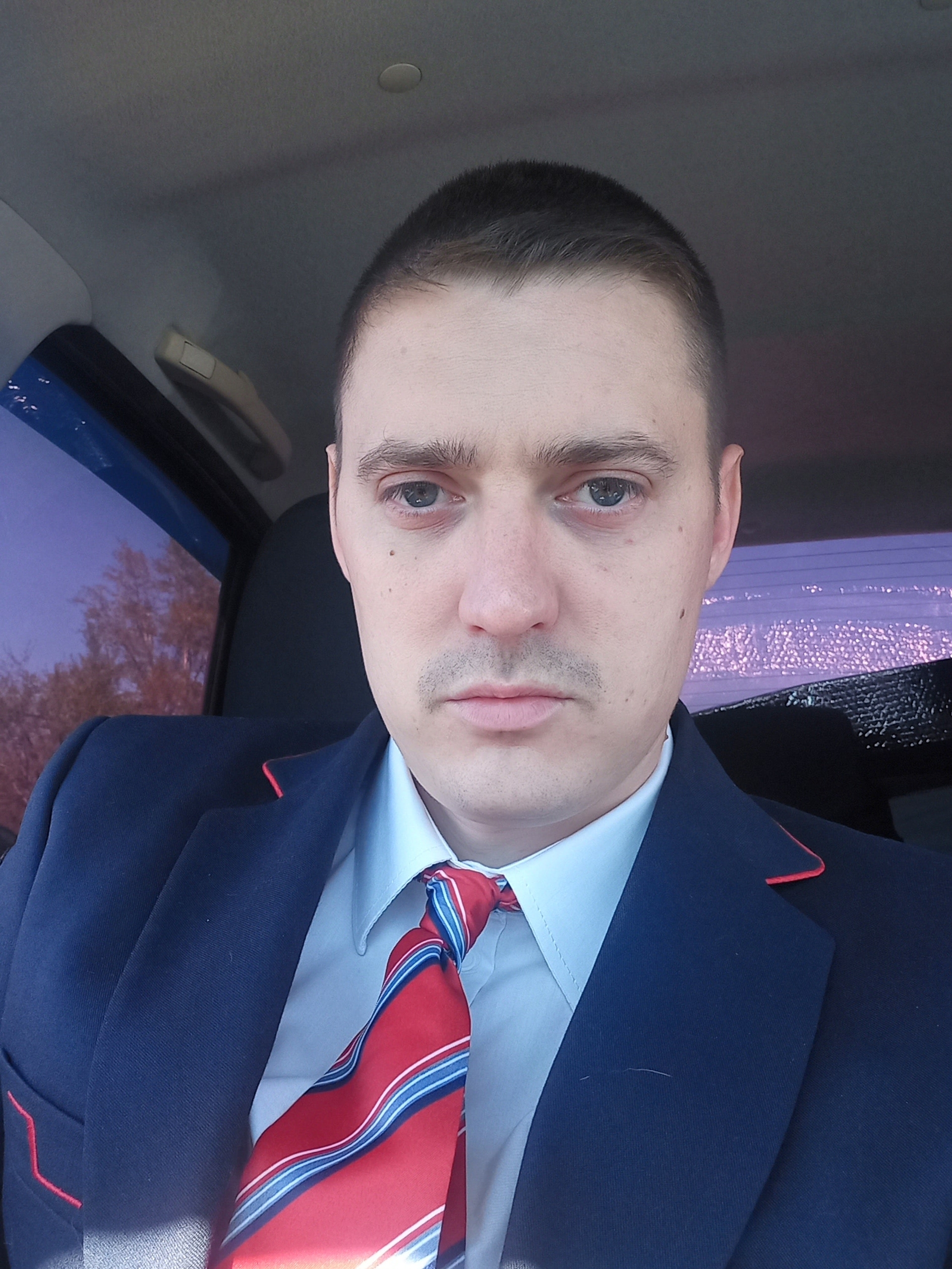Павел М., Администратор соц сетей